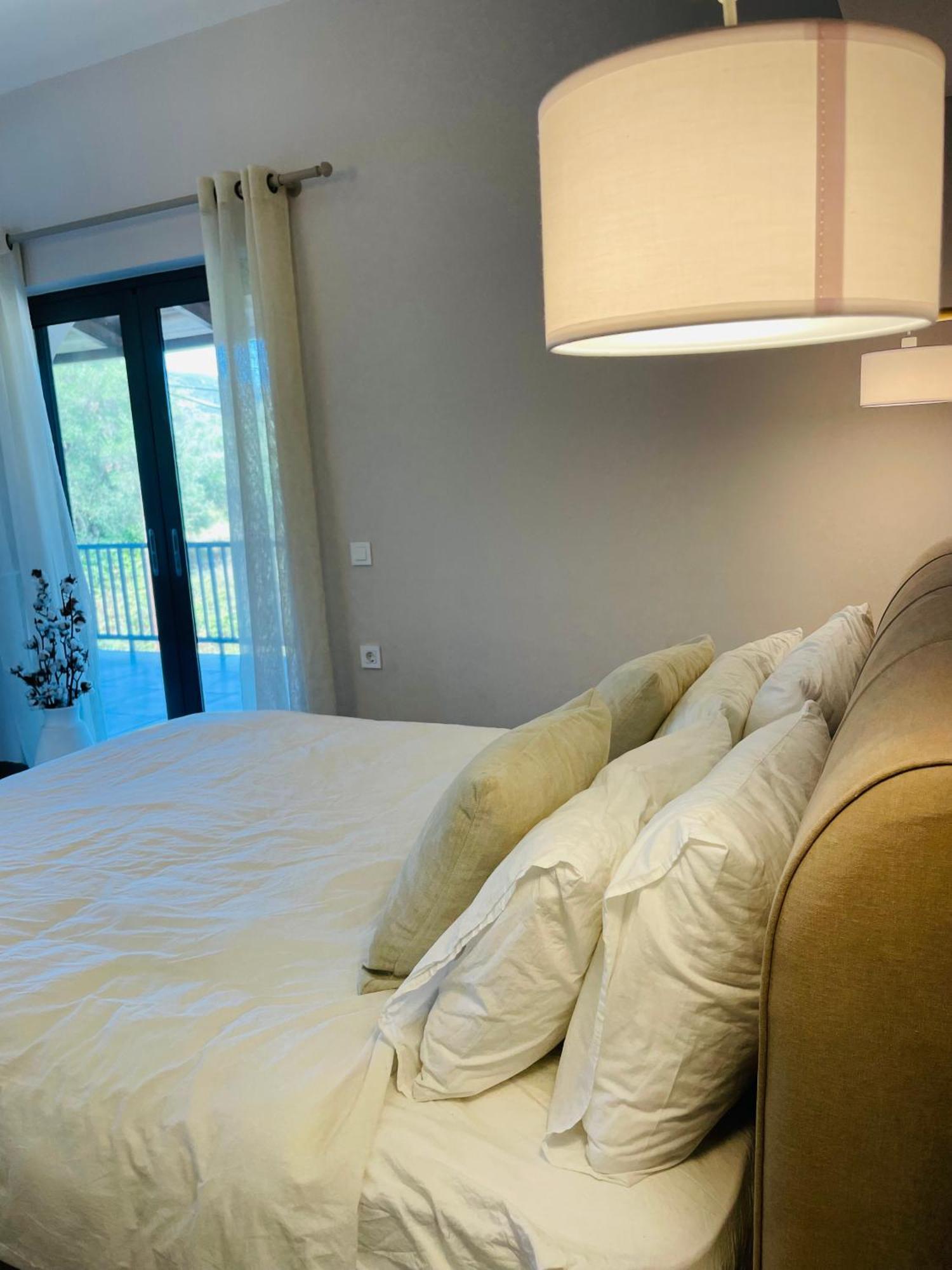 !!new!! Andriana's 3-bedroom Countryside Retreat Pandokrator